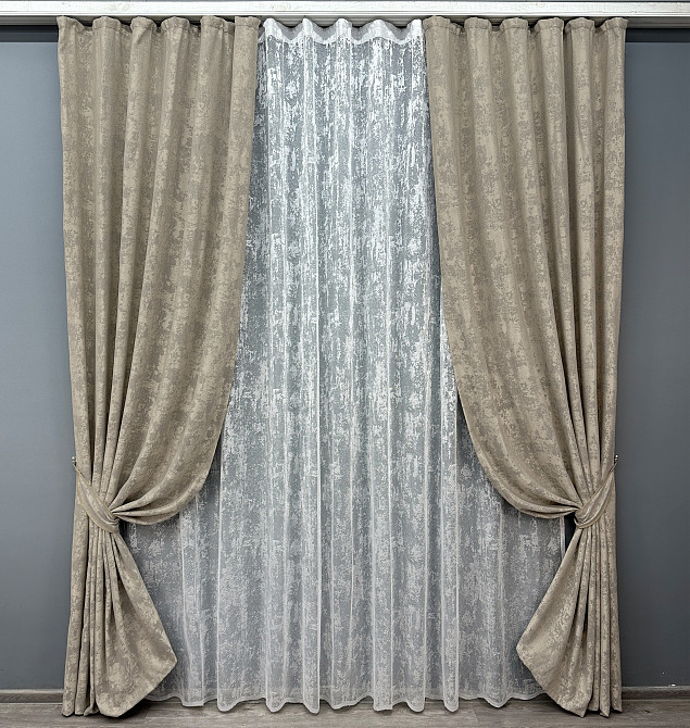 Комплект штор VR-Textil Жаккард Мрамор 150х270 2шт и Тюль 600х270 1208ш-1400т Бежево-серый с белым 71-006/5 Киев - изображение 1