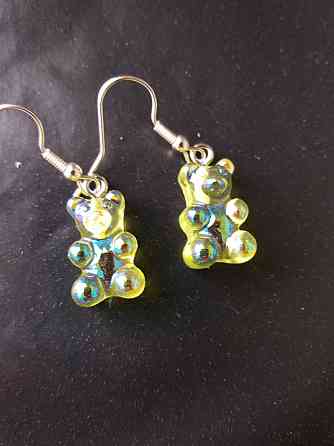 Сережки мишки, салатовые с напылением - размер мишки 1,7см, смола Киев