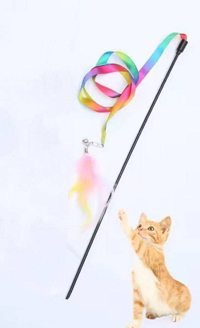 Игрушка для котов палочка с лентой и перьям с колокольчиком 48 см разноцветный Киев - изображение 1