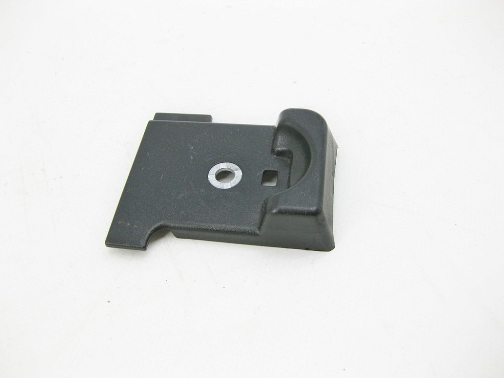 Mercedes-Benz  A1668600651 Накладка під петлею кріплення багажу права чорна GL/GLS X166 Одеса - фото 5