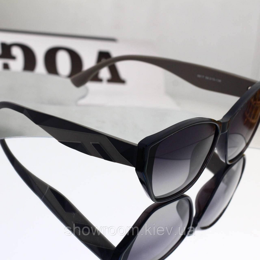 Жіночі сонцезахисні окуляри з поляризацією Fendi (8817) black Київ - фото 3
