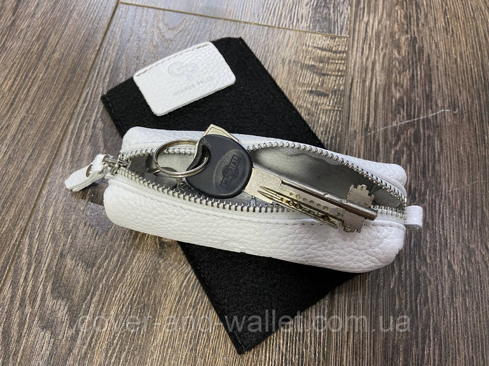 Красивая женская кожаная ключница на молнии белого цвета Grande Pelle Киев - изображение 4