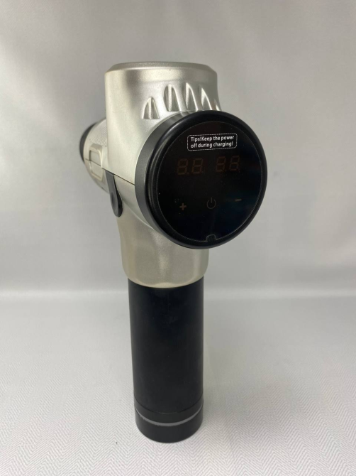 Б/У Перкуссионный массажный пистолет Merco Massage Gun 20, 20 уровней интенсивности, 2500 мАч, сенсорный дисплей, 4 насадки Киев - изображение 10