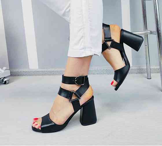 Nivelle Босоніжки жіночі NIVELLE 2123/8058-8066 чорні (літо, шкіра натуральна) (4622) 35р.36р. Коломыя