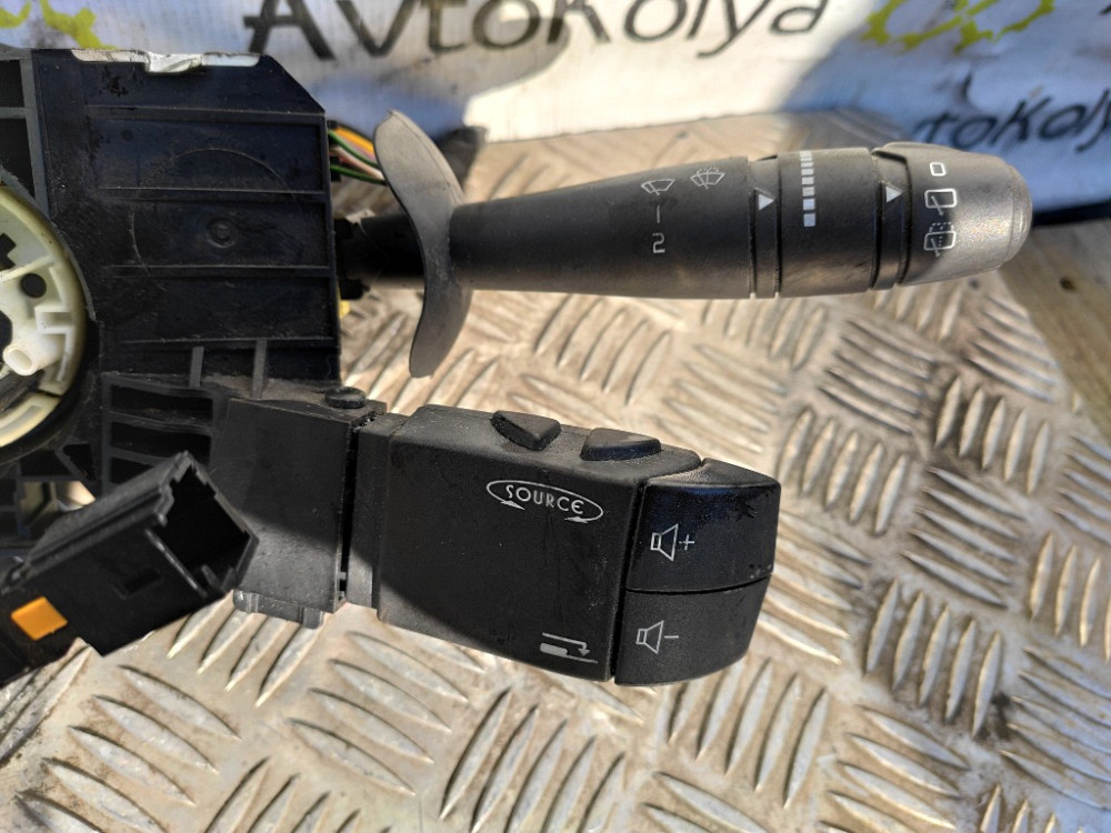 Підкермовий перемикач Renault Twingo II 2007-2014 (8201193544) Ковель - изображение 3