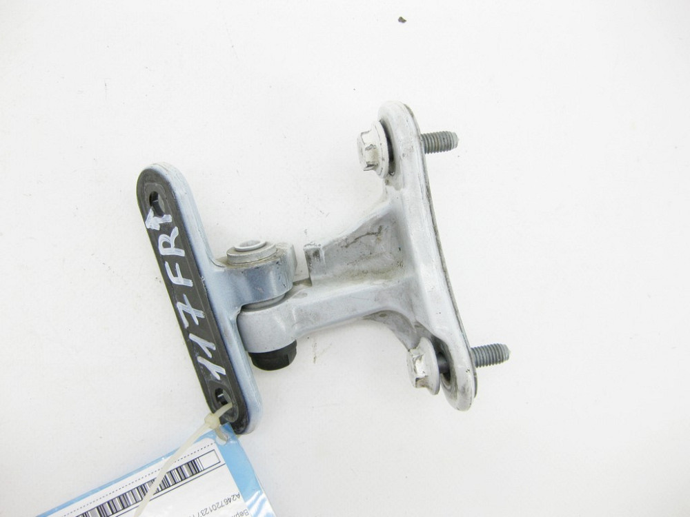 Mercedes-Benz  A2467201237 Верхня петля передніх правих дверей CLA Shooting Brake X117 CLA C117 GLA X156 A-class W176 B-class W242 B-class W246 Одеса - фото 1