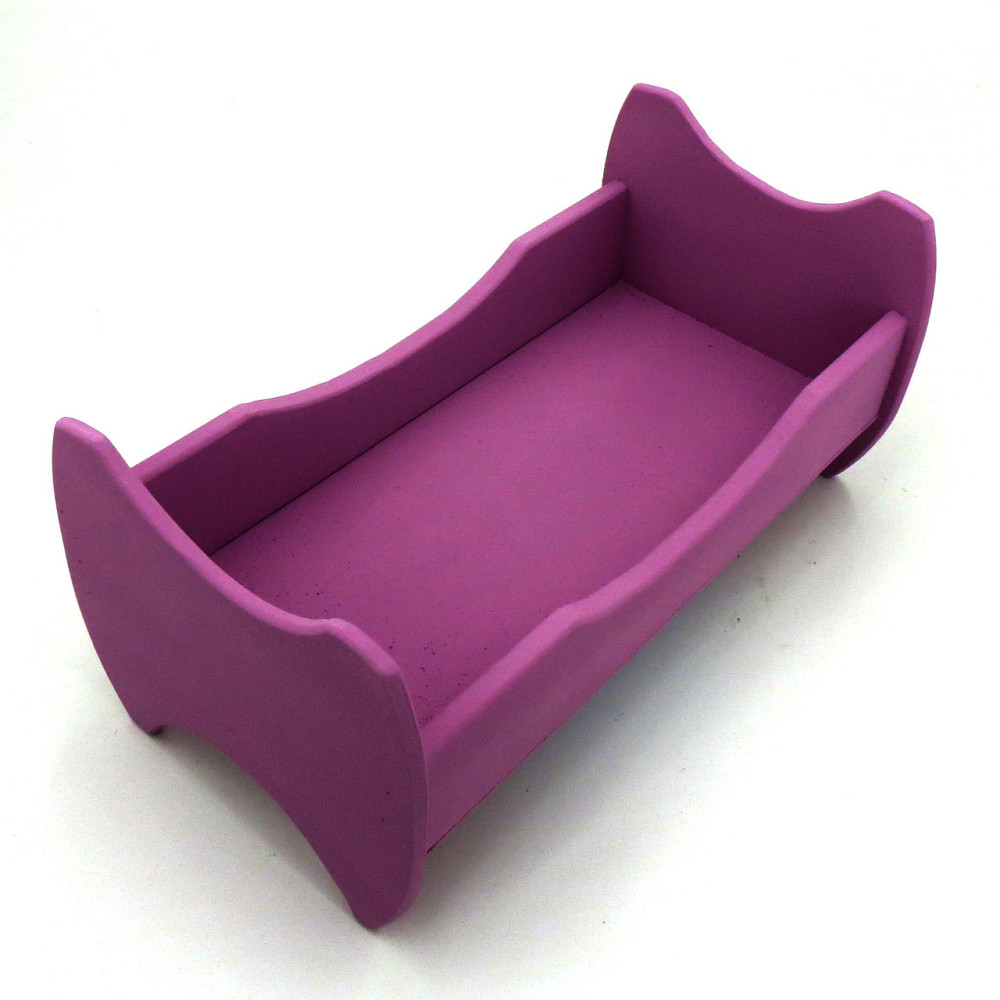 Кровать для кукол 