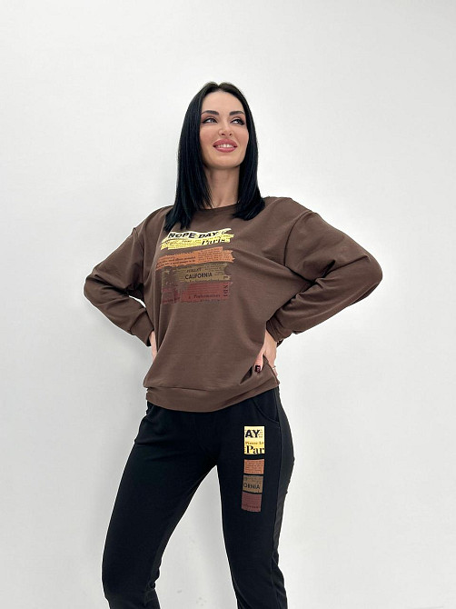 Трикотажний костюм з принтом "Nopeday" оптом | Батал Шоколадний + чорний, 54-56 Київ - фото 4