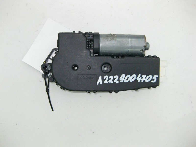 Mercedes-Benz  A2229007113 Моторчик панорамного скляного даху S-Class W222 Одеса - фото 2