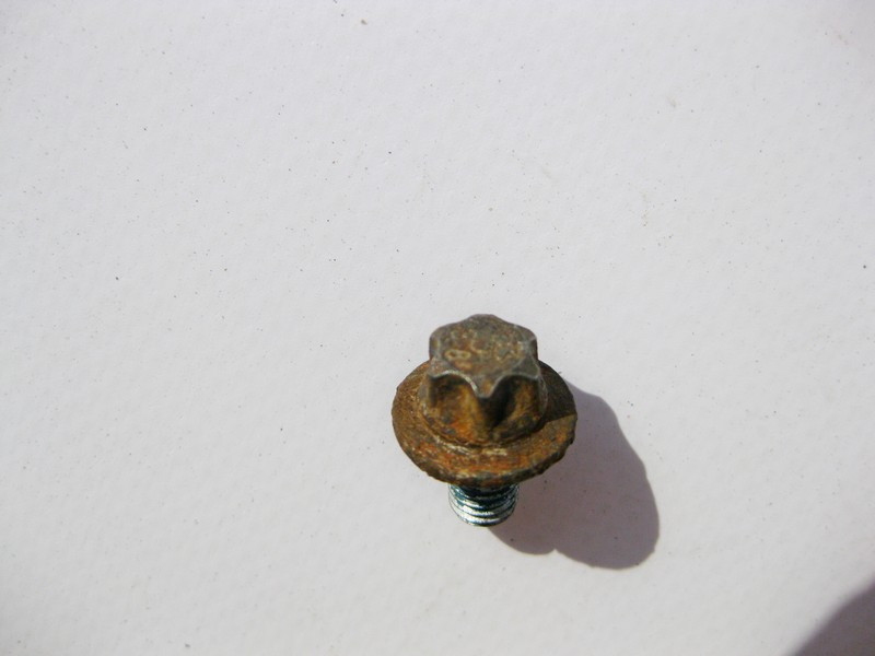 Mercedes-Benz  A2204230071 Болт M6x12 Одесса - изображение 6