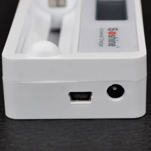 Зарядний пристрій для акумуляторів Soshine SC-S7 з LCD дисплеєм Вінниця
