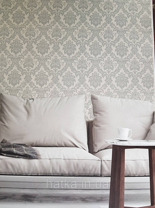 Шпалери вінілові на флізеліні AS creation Perfect 1.06Х10 класика вензелю дамаск сріблясті на світло-сірому Київ - фото 1