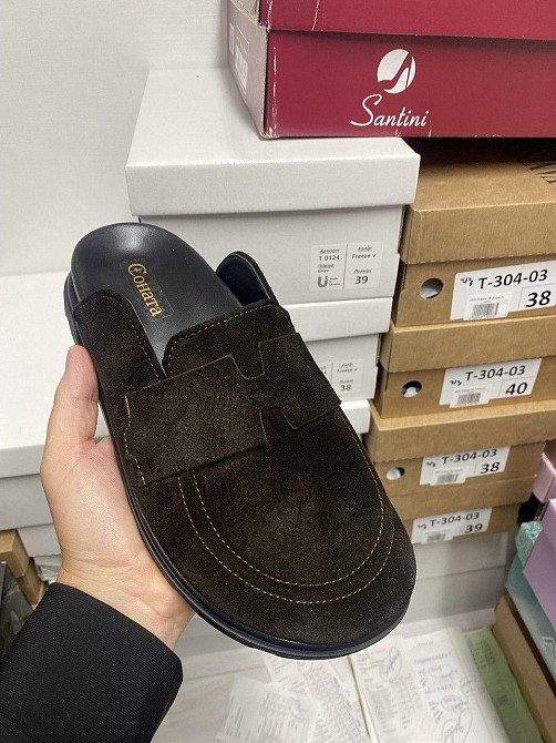 Соната Зручні замшеві шльопанці із закритим носком шоколадного кольору, жіночі літні Соната Мон Коломия - фото 2