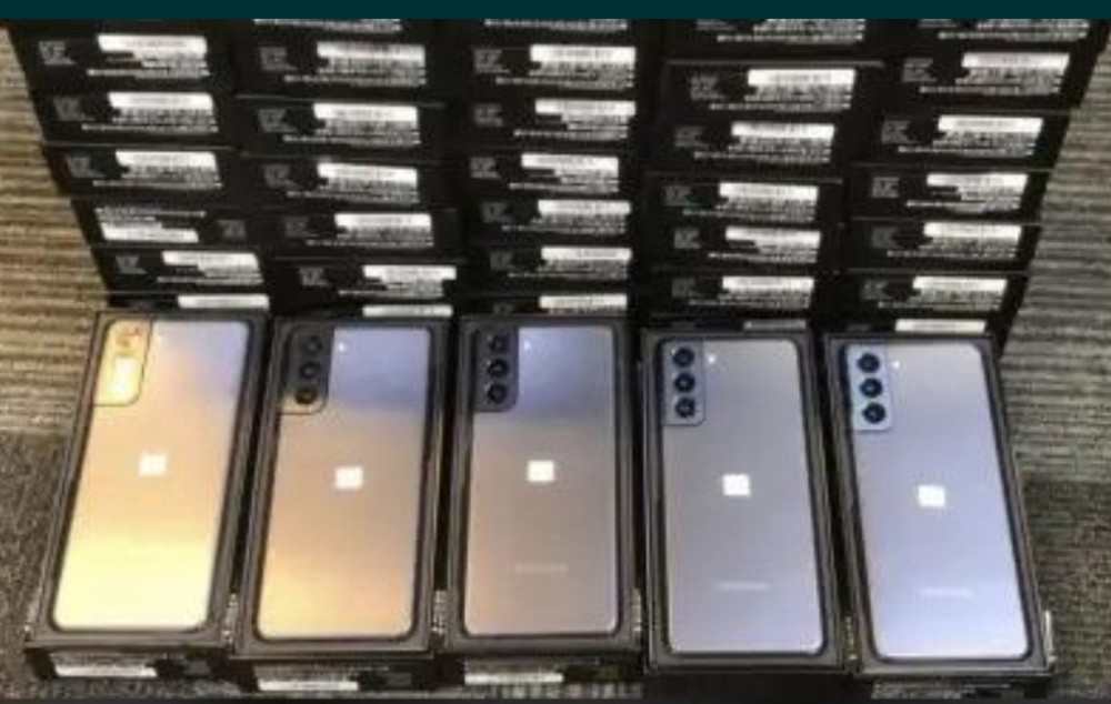 Смартфон Samsung S21 8/128Gb. Київ - фото 4