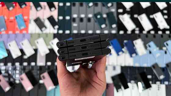 Смартфон Samsung Galaxy S22 Ultra 5G 8/128Gb Phantom Black Trabe in Київ