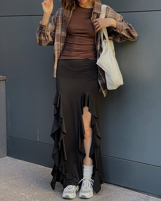 Жіноча трендова стильна спідниця з воланами мікро-масло Одеса - фото 6