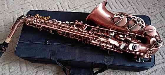 Саксофон альт . Харків