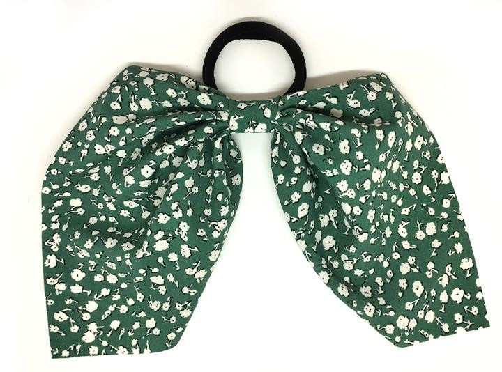 Гумка для волосся із зеленим бантом Твіллі Київ - фото 1