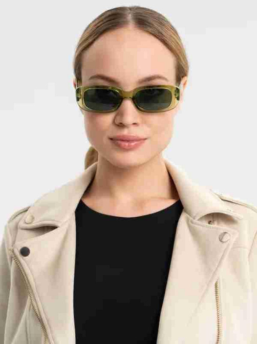 Сонцезахисні прямокутні окуляри в пластиковій оправі зелені Луцк - изображение 1