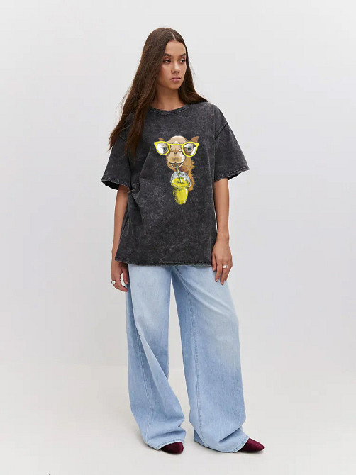 Футболка оверсайз у вініжному стилі з принтом Верблюд Чорний Харків - фото 2