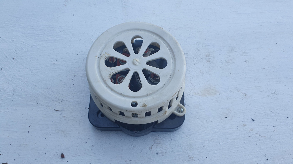 Датчик температуры камерный биметаллический ДТКБ-53. СССР. Харьков - изображение 1