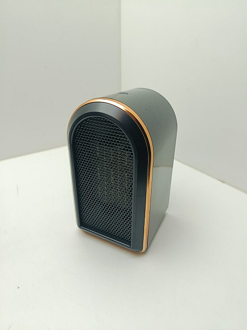 Портативний керамічний обігрівач PTC 1200W(товар вживаний) Луцк - изображение 1