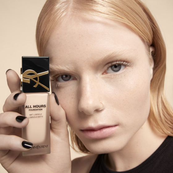 Стійка тональна основа Yves Saint Laurent All Hours Encre de Peau Foundation LC1 Слов'янськ