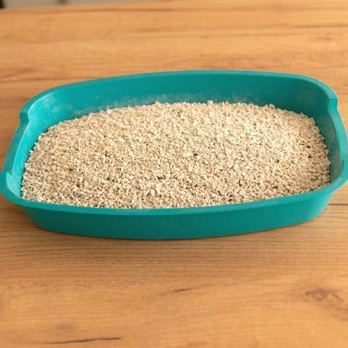 Наповнювач для котячого туалету Essence з тофу, з вугіллям, 6 л Київ - фото 5