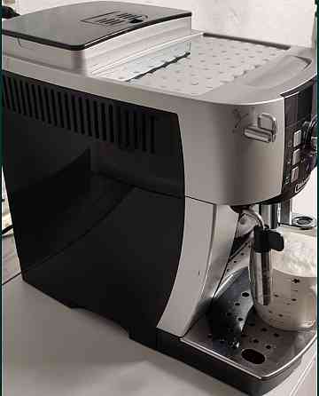 Кофеварка Delonghi Magnifica S Київ