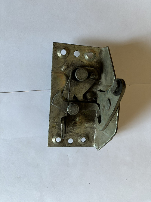 Замок двери УРАЛ левый. 377-6105013 Харьков - изображение 1