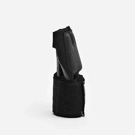 Бінт-рукавичка Neoprene Black Leone Кам'янське