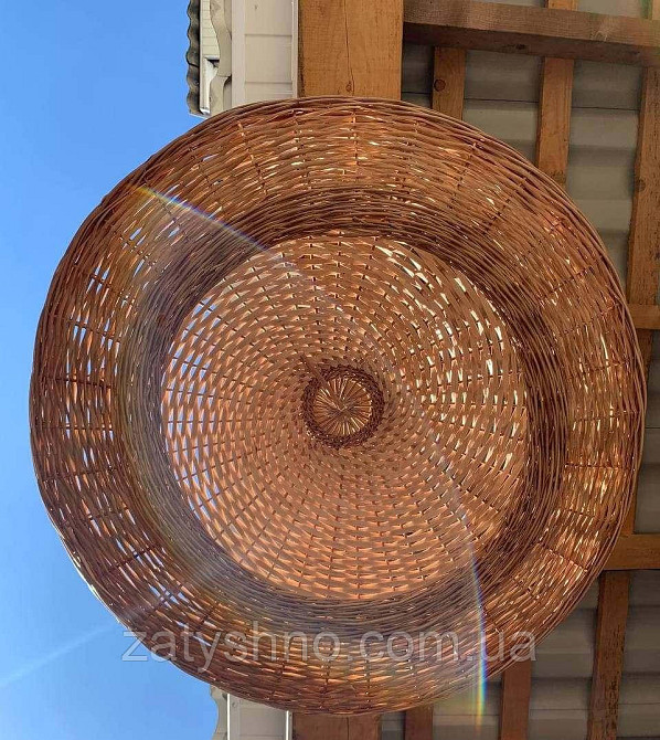 Кругла велика плетена люстра з плафоном Київ - фото 1