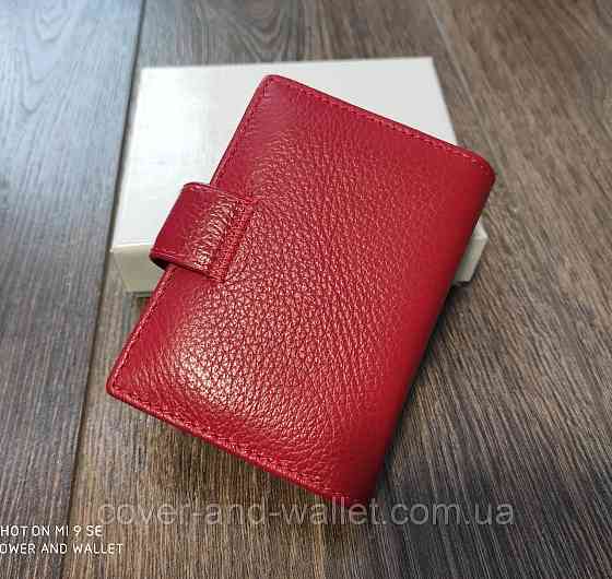 Жіноча шкіряна кредитница для пластикових карток червоного кольору ST Leather Київ