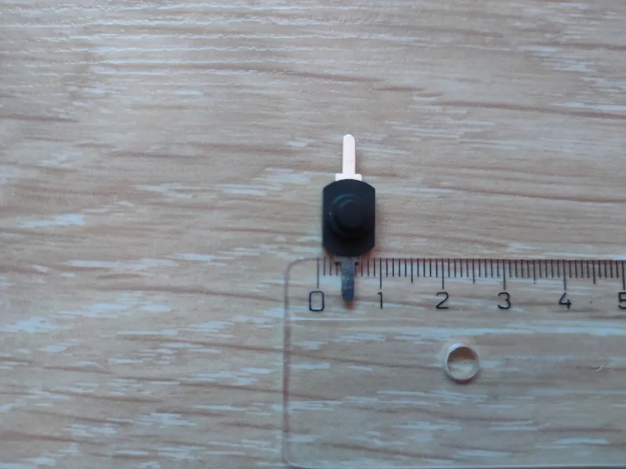 Кнопка із фіксацією чорна Київ - фото 5