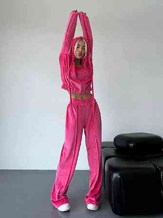 Женский прогулочный плюшевый костюм тройка: кофта топ и штаны велюр-плюш Малина, 42/44 Одесса