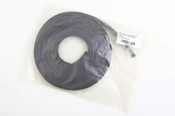 Клин стекла 2101 черный ASR (3.7м) Винница