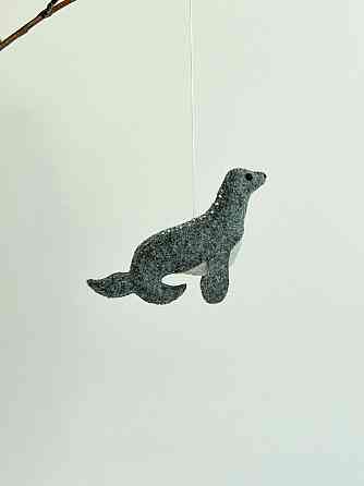 М’яка фетрова іграшка морський котик ручної роботи – безпечна розвиваюча іграшка Київ