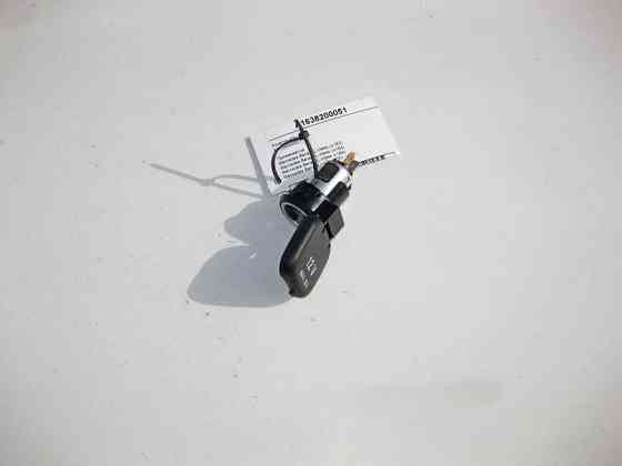 Mercedes-Benz  A1638200051 Розетка 12V ML W163 W164 GL X164 R-Class W251 Одесса