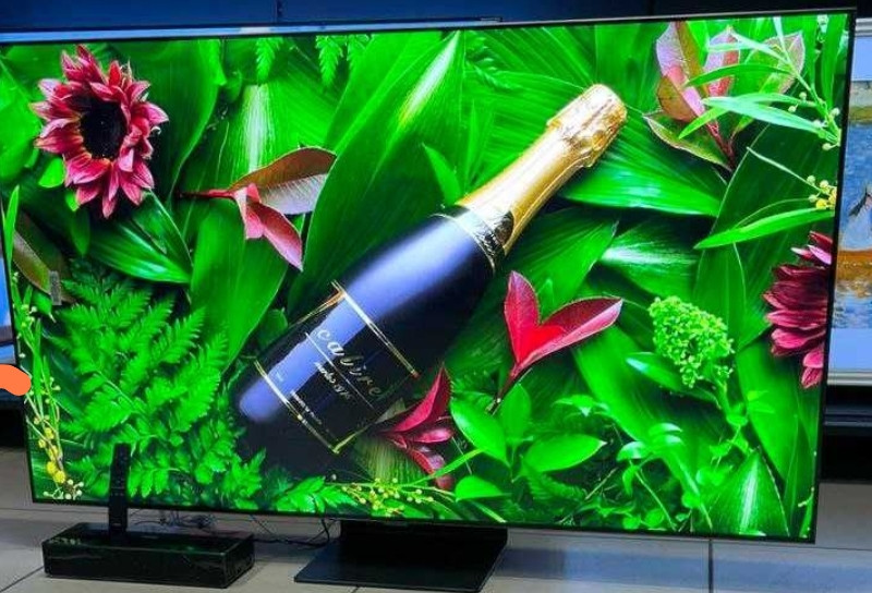 Телевизор Безрамный: 65