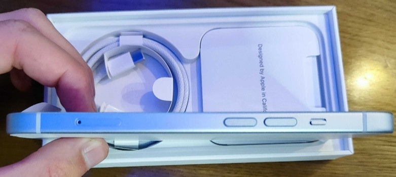 Айфон: iPhone 15 Blue 128Gb. Київ - фото 3