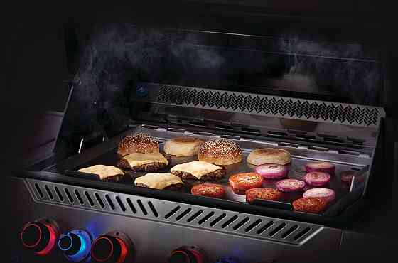 Планча з нержавіючої сталі для газових грилів Napoleon Rogue 525/Prestige/Pro/700 Series 56094 Код: 013230 Рівне