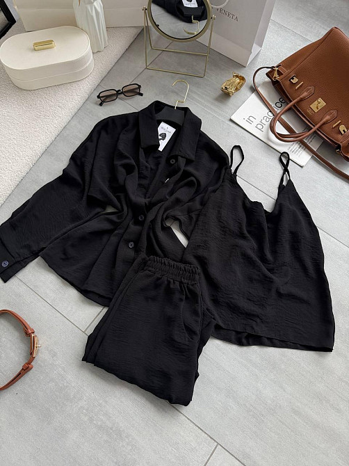 Женский легкий прогулочный костюм тройка: рубашка майка и штаны креп жатка 48/50, Черный Одесса - изображение 2