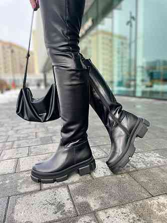 Шкіряні чоботи жіночі зимові на низькому ходу чорні 11/260 / Чоботи на зиму р. 37, 39 Коломия