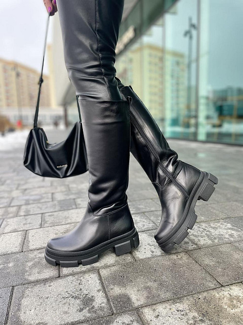 Шкіряні чоботи жіночі зимові на низькому ходу чорні 11/260 / Чоботи на зиму р. 37, 39 Коломия - фото 3