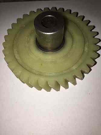 Шестерня ведома привода електропили Vorskla (d-1 см, D-74мм 33 шліців з правим нахилом) Мукачево