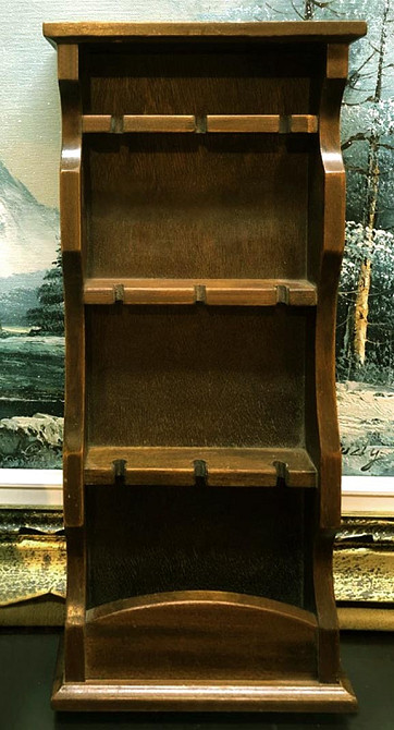 Полка для коллекции ложек 