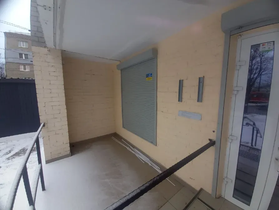 Суборенда 80 м2\ оренда 107 м2 на Робочій 160. Червона лінія, окремий вхід, 2 великих вікна на червону лінію. Власний туалет, точки води і каналізації Дніпро - фото 5