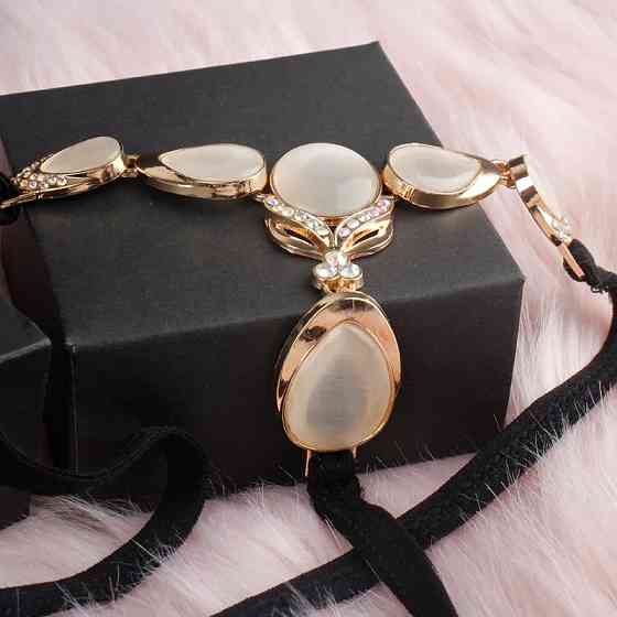 Трусики з каменями чорного кольору - розмір універсальний (на резинці) Київ