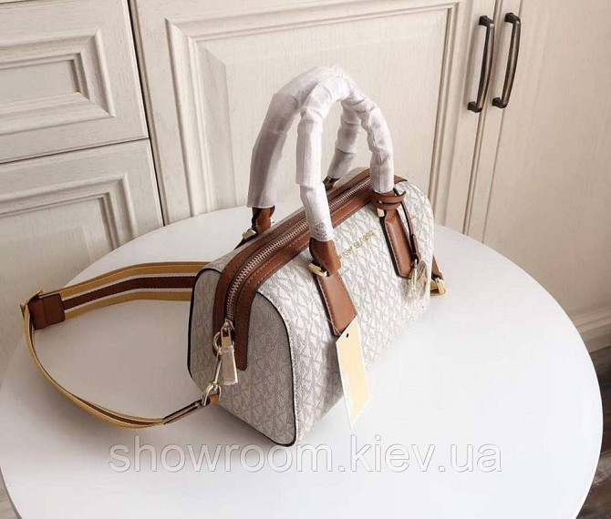 Брендова жіноча сумочка саквояж MK Hayes Duffle grey Київ - фото 4