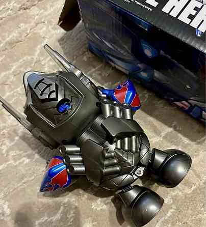 Танцювальний робот dance hero.  Інтерактивна іграшка Київ